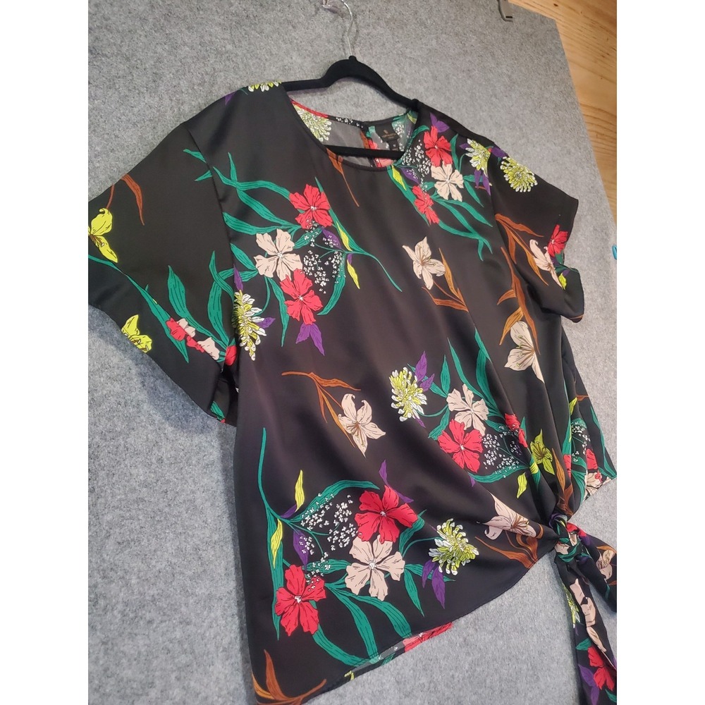 🌷 NWOT Worthington Womens 1X Floral Tie Front Satin Texture Blouse - Picture 9 of 11